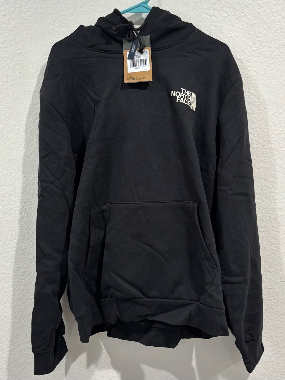 The North Face Men’s Black Hoodie Pullover